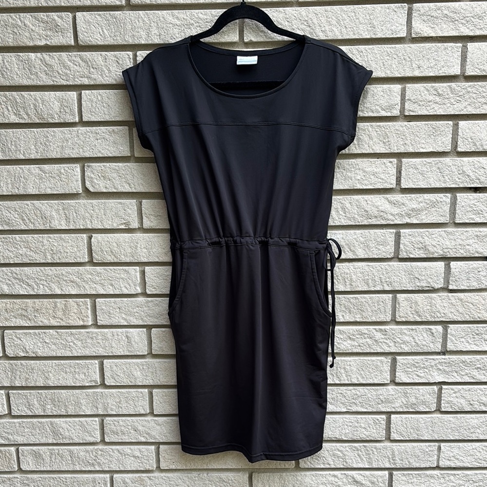 Columbia Black Stretch Casual Mini Dress w Pockets and Drawstring Waist Size XS